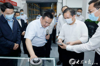 李干杰在德州調(diào)研時(shí)強(qiáng)調(diào) 抓實(shí)企業(yè)生產(chǎn)加快項(xiàng)目建設(shè) 推動經(jīng)濟(jì)高質(zhì)量發(fā)展再上新臺階