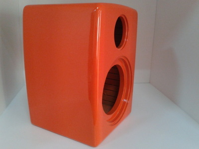 迷你音箱外殼定制 FM-C109多色烤漆木箱的工藝與市場解析